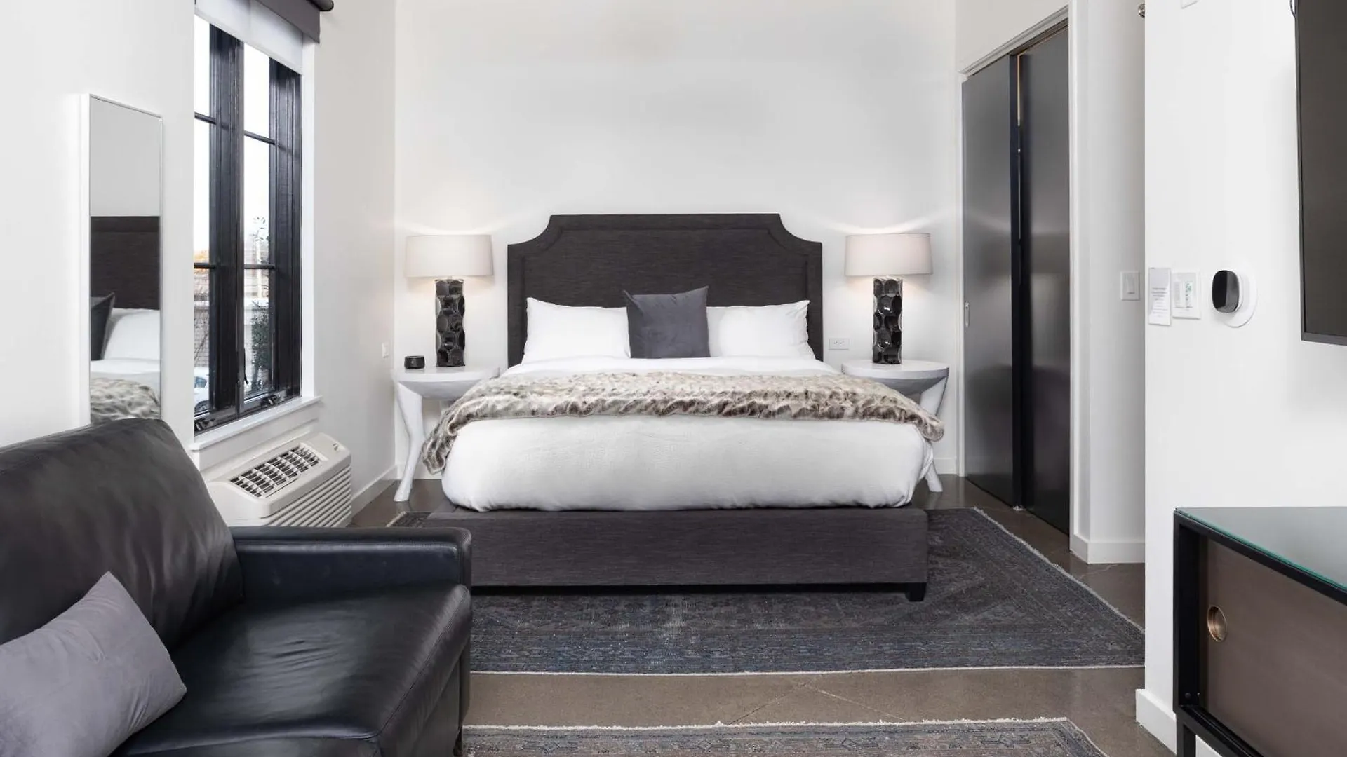 121 Hotel By Avantstay Chic Modern Hotel In Nashville