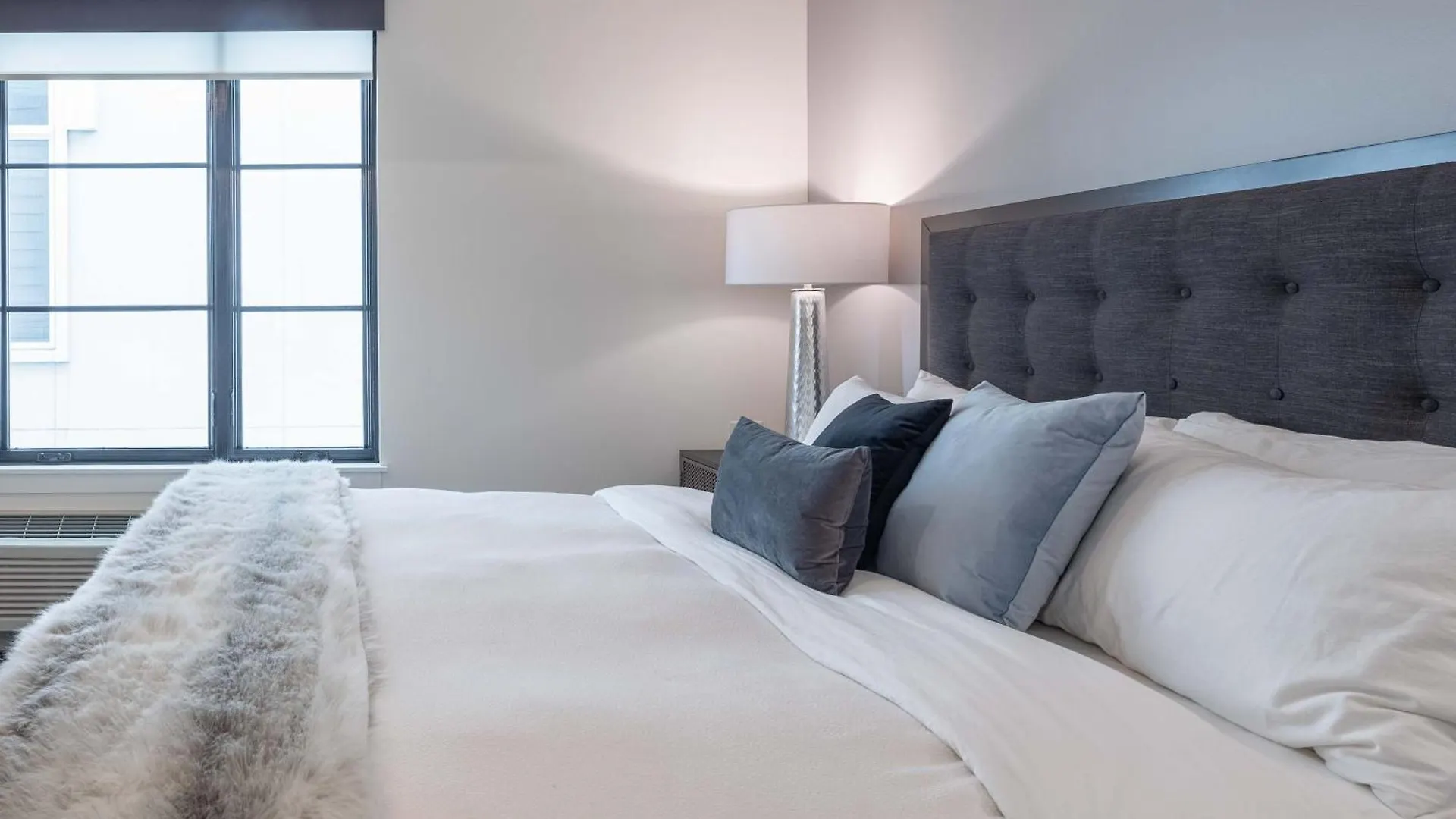 121 Hotel By Avantstay Chic Modern Hotel In Nashville