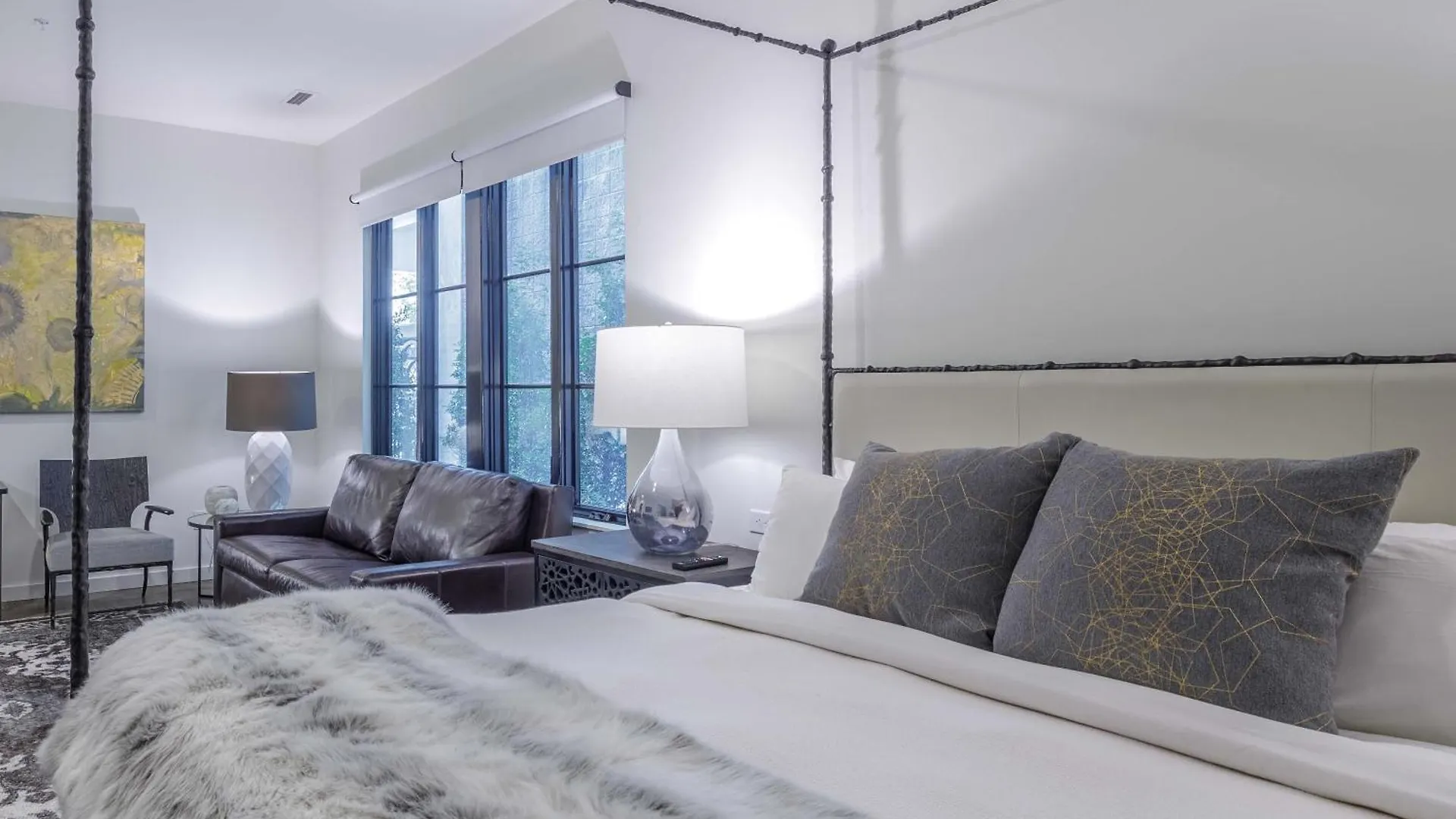 121 Hotel By Avantstay Chic Modern Hotel In Nashville