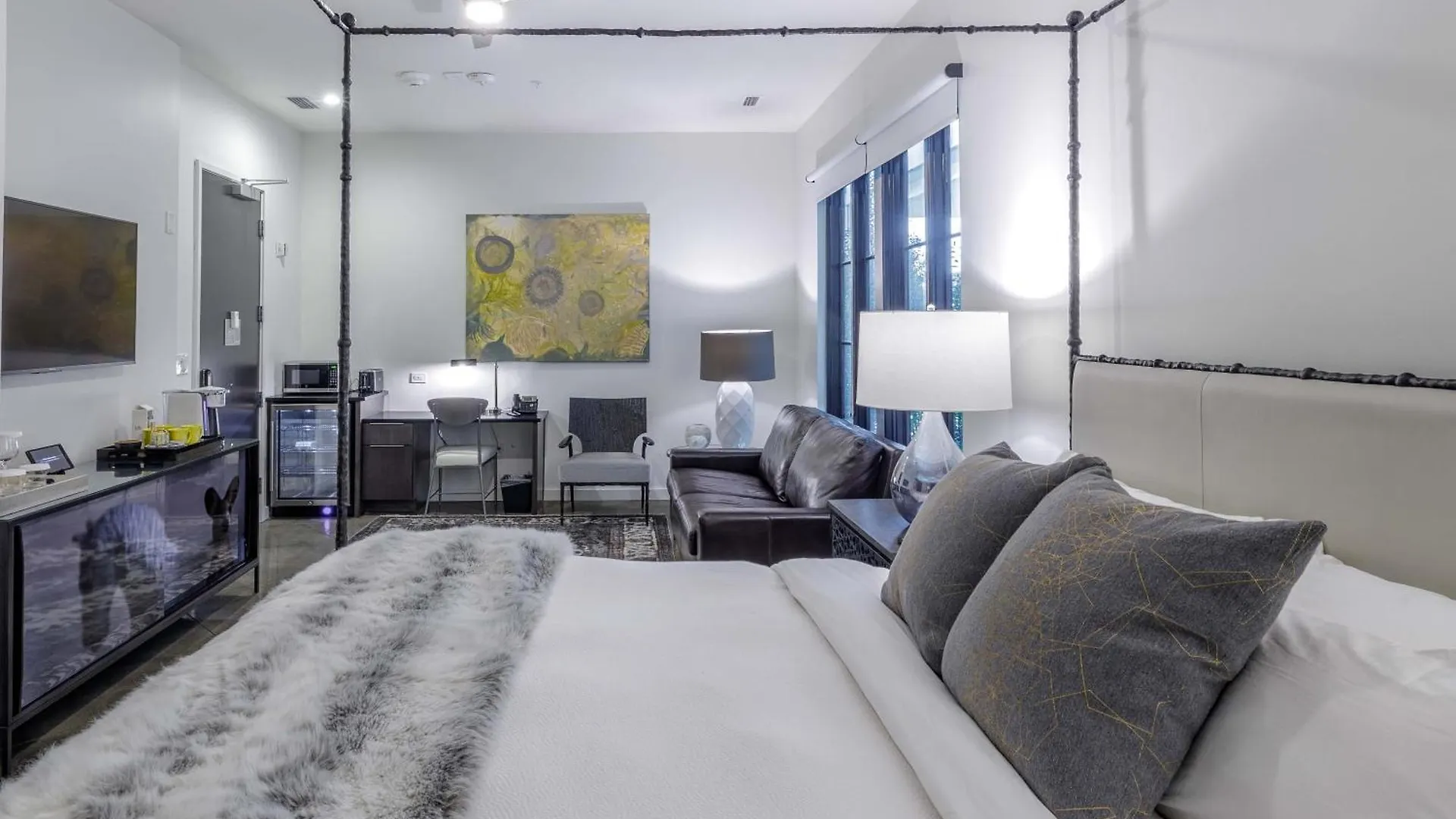 121 Hotel By Avantstay Chic Modern Hotel In Nashville