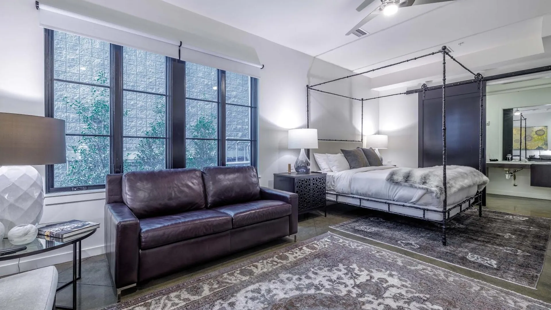 121 Hotel By Avantstay Chic Modern Hotel In Nashville